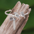 Manschettenarmband aus Sterlingsilber - Manschettenarmband aus Sterlingsilber mit Regenwaldvogelmotiv