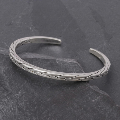 Brazalete de plata esterlina - Elegante brazalete trenzado de plata esterlina