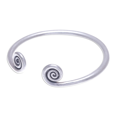 Silbernes Manschettenarmband - Hill Tribe 950 Silber Spiral-Manschettenarmband
