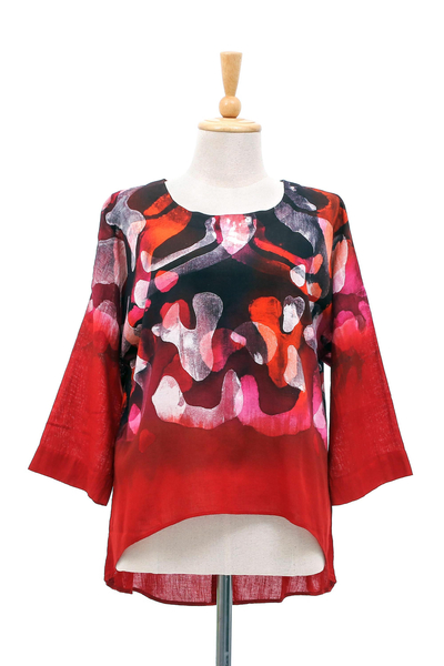 Batikbluse aus Baumwolle - Rote Baumwollbluse mit Batik-Abstraktdruck