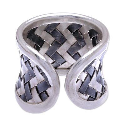 Sterling silver wrap ring, 'Dark Path' - Matte and Oxidized Woven Silver Band Ring