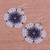 Perlenohrringe - Weiße und blaue Perlen-Blumen-Ohrhänger