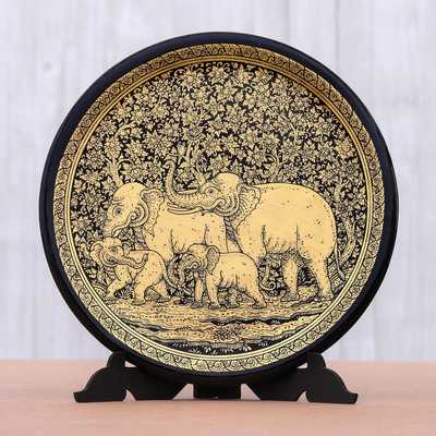 Plato decorativo de madera lacada - Plato Tailandés Artesanal de Madera Lacada con Elefantes