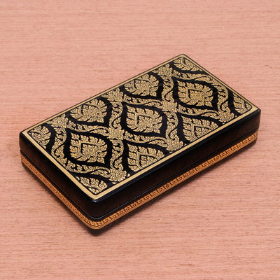 Lackierte Holzkiste, 'Goldene Lotusflamme'. - Handgefertigte dekorative Schachtel aus lackiertem thailändischem Holz