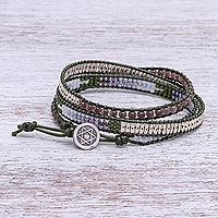 Leather and smoky quartz wrap bracelet, 'Pa Sak Star'