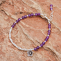 Amethyst and silver beaded bracelet, 'Charming Bloom' - Flower Themed Amethyst and 950 Silver Charm Bracelet