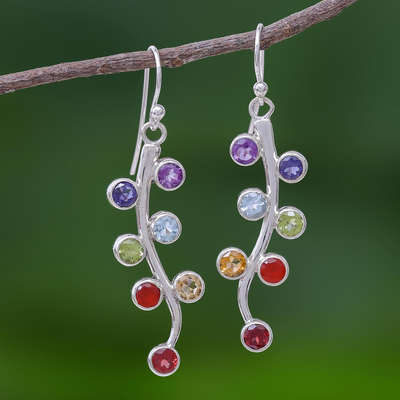 Pendientes colgantes con múltiples piedras preciosas, 'Rainbow Buds' - Pendientes colgantes de plata de ley tailandesa con 7 gemas diferentes