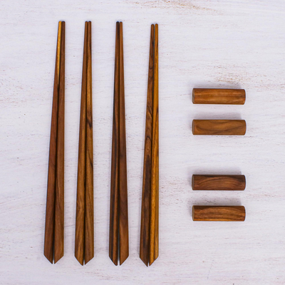 Palillos de madera de teca (juego de 4) - Juego de 4 palillos de madera de teca de Tailandia con reposapiés