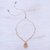 Halskette mit Perlenanhänger - Halskette mit Perlenanhänger in Ringelblume und Creme
