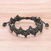 Onyx beaded macrame bracelet, 'Zigzag in Grey'