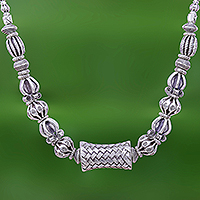 Collar de cuentas de plata, 'Tribal Karen' - 950 Karen Hill Tribe Collar de cuentas de plata