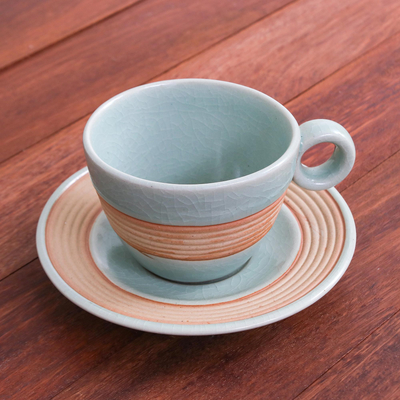 Tasse und Untertasse aus Celadon-Keramik - Aqua Celadon Tassen- und Untertassen-Set