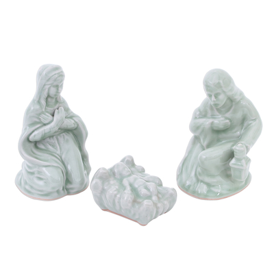 Celadon ceramic nativity scene, 'Holy Night in Green' (10 pieces) - Green Celadon Ceramic 10-Piece Nativity Scene