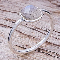 Labradorit-Solitärring, „Special One“ – Solitärring aus Labradorit und Sterlingsilber