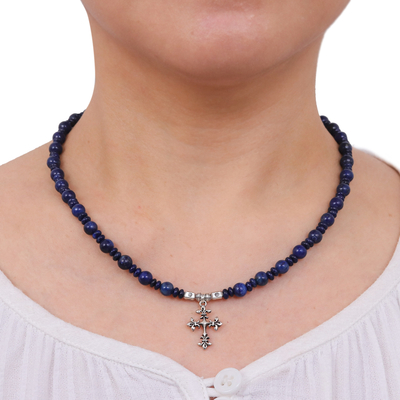 Collar con colgante de cuentas de lapislázuli - Collar con colgante de cuentas de lapislázuli hecho a mano