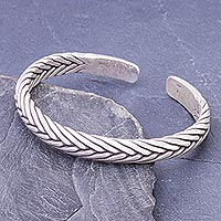 Manschettenarmband aus Sterlingsilber, „Silver Plaits“ – handgefertigtes Manschettenarmband aus Sterlingsilber