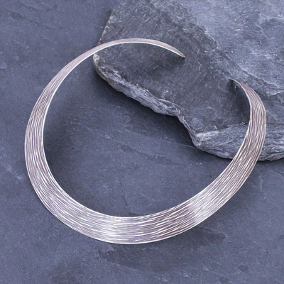 collar de plata - Gargantilla de plata hecha a mano de Tailandia