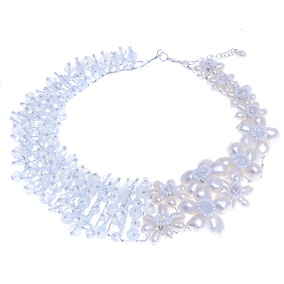 Perlenkette mit mehreren Edelsteinen - Halskette aus Zuchtperlen und Regenbogenmondstein