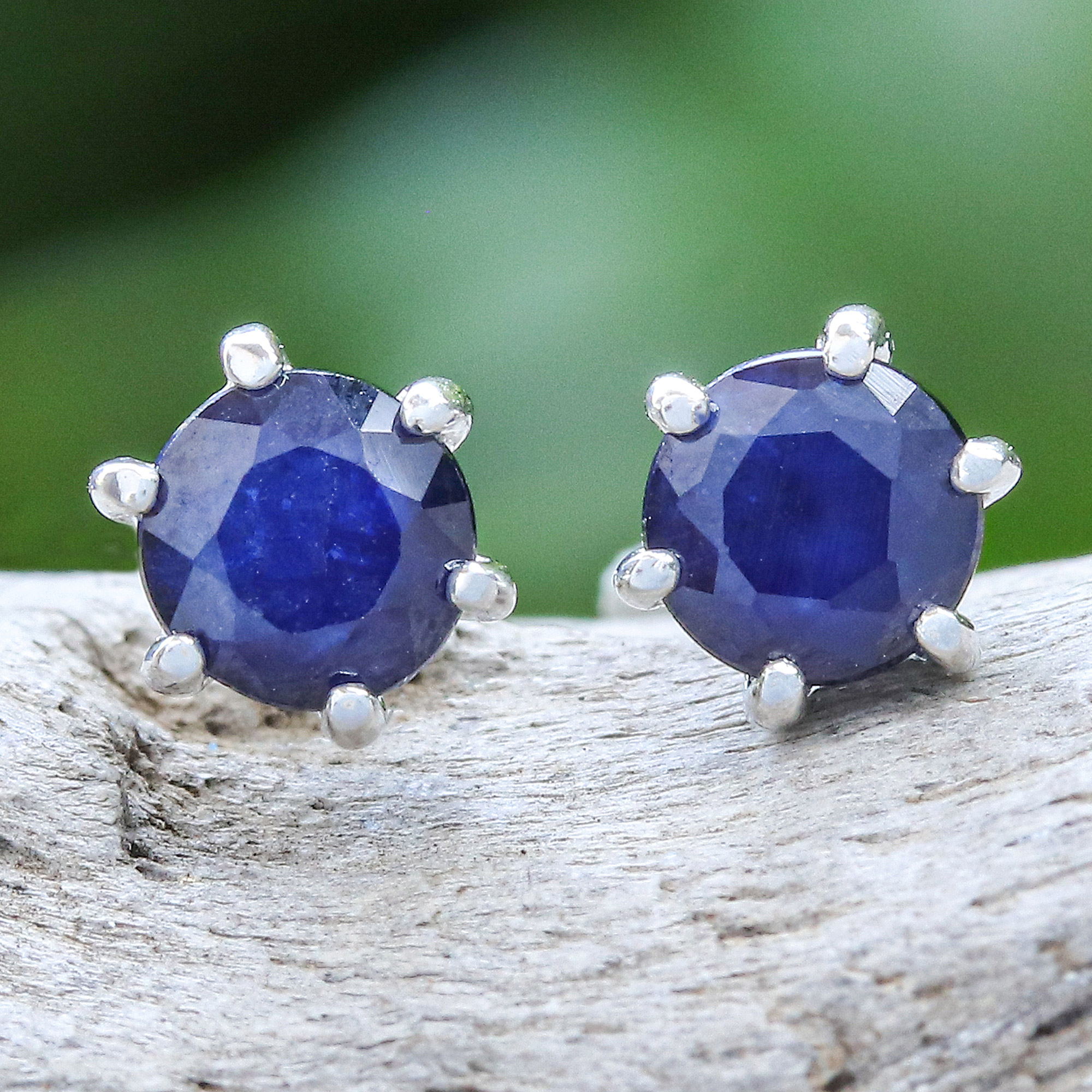 Beautiful silver925 earrings handmade with natural stone with natural stone blue sapphire handmade natural color aaaquality stone healing