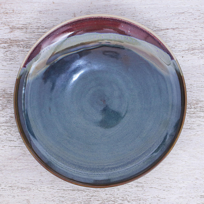 Plato llano de cerámica - Plato llano de cerámica azul y rojo hecho a mano