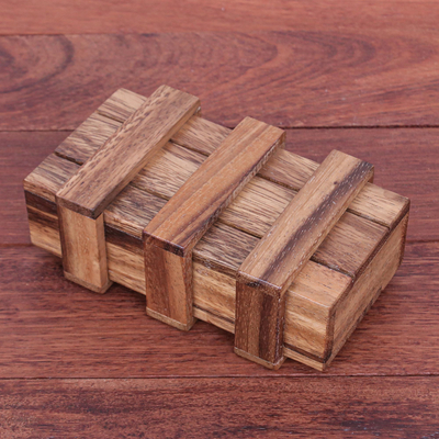 Rompecabezas de madera - Juego de rompecabezas de madera de árbol de lluvia hecho a mano.