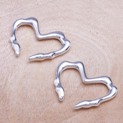 Puños de oreja de plata de ley, 'J'adore' - Puños de oreja hechos a mano con temática de corazón de plata de ley