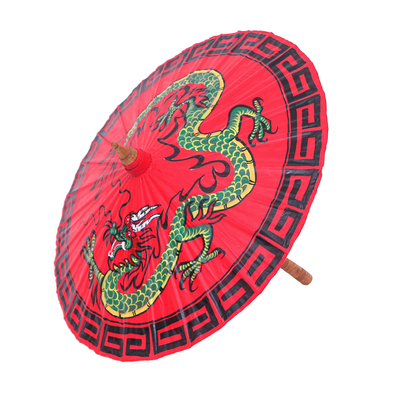 Sombrilla de bambú y papel pintado a mano - Sombrilla de papel pintado a mano y bambú con motivo de dragón