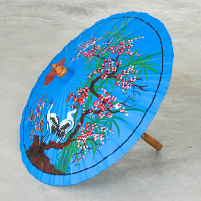 Sombrilla de algodón y bambú pintada a mano - Sombrilla azul con motivo de grulla pintada a mano