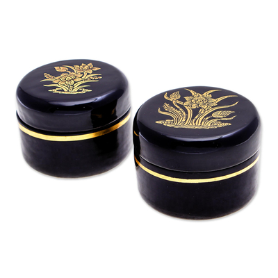 Cajas de madera lacadas con detalles dorados, (par) - Cajas lacadas con motivos de flores de loto y detalles dorados (par)