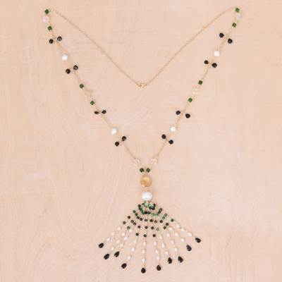 Halskette mit Anhänger aus mehreren Edelsteinen mit Goldakzenten - Halskette mit Turmalin- und Perlenanhänger mit Goldakzent