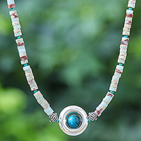Halskette mit Anhänger aus mehreren Edelsteinen, „Marine Terrace“ – handgefertigte Halskette mit Edelsteinanhänger