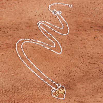 Halskette mit Anhänger aus Sterlingsilber mit Goldakzenten - Kunsthandwerklich gefertigte Halskette mit Goldakzent