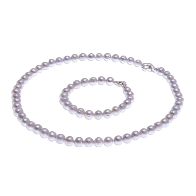 Cultured pearl jewellery set, 'Precious Dream in Silver' - Artisan Crafted Grey Cultured Pearl Necklace and Bracelet