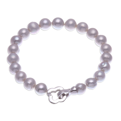 Cultured pearl jewellery set, 'Precious Dream in Silver' - Artisan Crafted Grey Cultured Pearl Necklace and Bracelet