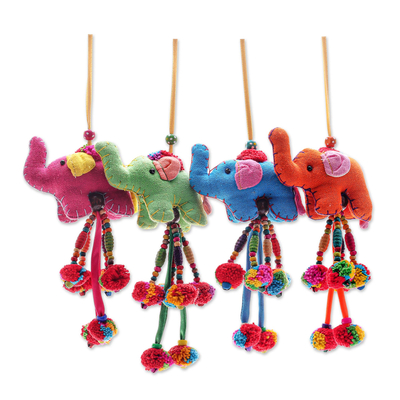 Ornamente aus Baumwollmischung, (4er-Set) - Handgefertigte Elefanten-Ornamente aus Baumwollmischung (4er-Set)