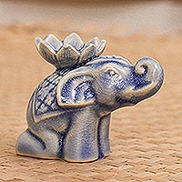Porta-incienso de cerámica, 'Amigo Sabio' - Porta-Incienso Elefante de Cerámica Azul con Flor de Loto