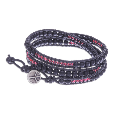 Onyx and garnet beaded wrap bracelet, 'Dark Lanna' - Black Leather Beaded Wrap Bracelet