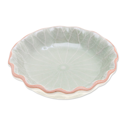 Vorspeisenschale aus Celadon-Keramik - Handgefertigte Celadon-Schale aus Thailand