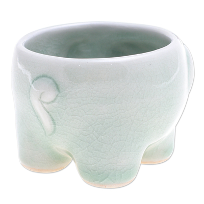 Teetasse aus Celadon-Keramik - Handgefertigte Celadon-Teetasse in Grün