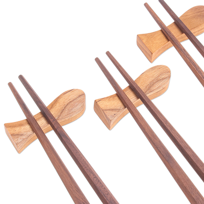 Essstäbchen aus Holz, (4er-Set) - Set aus 4 Essstäbchen aus Teakholz mit fischförmigen Ablagen