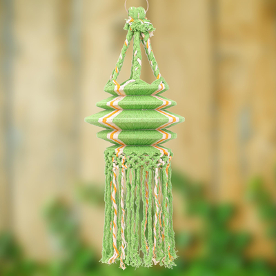 Accesorio colgante decorativo de algodón, 'Green Awe' - Accesorio colgante de algodón de Tailandia