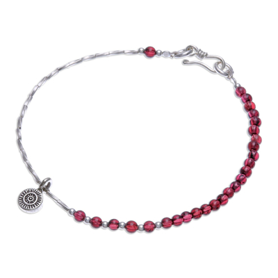 Garnet beaded charm bracelet, 'Romance Charm' - Beaded Bracelet with Hill Silver Charm and Garnet Stones
