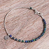 Bettelarmband aus Azure-Malachit-Perlen, „Serenity Charm“ – Perlenarmband mit Silberanhänger und Azure-Malachit-Steinen