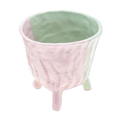 Maceta de ceramica - Macetero Artesanal Frondoso De Cerámica En Tonos Verdes Y Rosas