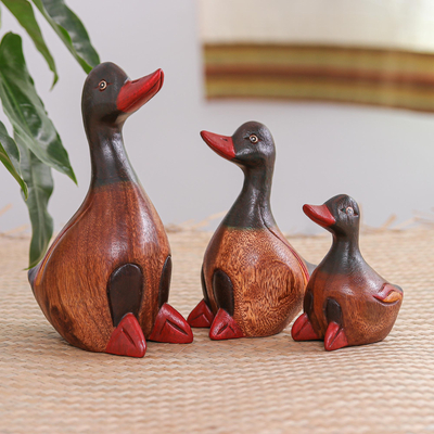 Figuras de madera (juego de 4) - Set de 3 Figuras de Madera de Pato Talladas y Pintadas a Mano