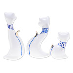 Gilded porcelain statuettes, 'Cat Family' (set of 3) - Set of 3 Porcelain Cat Statuettes with Gilded Accents