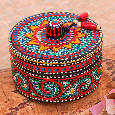 Caja decorativa de madera, 'Red Specks' - Caja decorativa de mango pintada a mano en color rojo
