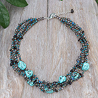 Collar de cascada de howlita y cuarzo ahumado, 'Azul espectacular' - Collar de cascada de cuentas de vidrio y cuarzo ahumado de howlita