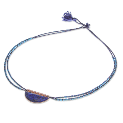 Halskette mit Perlenanhänger und mehreren Edelsteinen - Perlenkette mit mehreren Edelsteinen und Lapislazuli-Anhängern