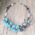 Perlenkette mit mehreren Edelsteinen - Florale Statement-Halskette mit mehreren Edelsteinperlen in Blau